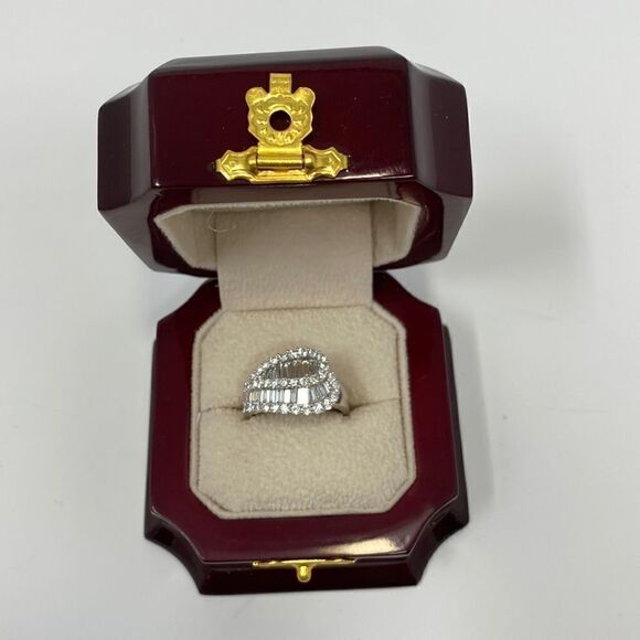 Exquisite 1.85 Carats! 14K White Gold Double Swirl Genuine Diamond Ring $6,384 - Picture 3 of 9